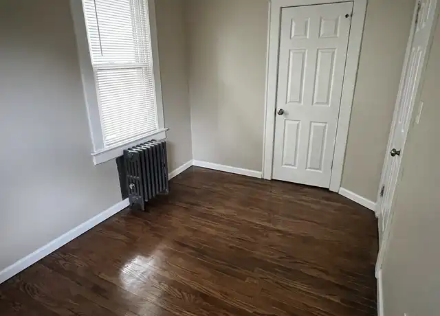 Property at 12 Fairview Ave Unit 2, Somerville, NJ, 08876, 3 beds, 1 bath, [object Object]
