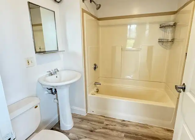 Property at 312 Shirley St Unit 201, Winthrop, MA, 02152, 1 bed, 1 bath, [object Object]