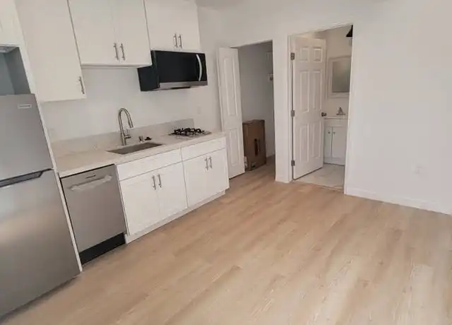 Property at 3721 Mentone Ave Unit 09, Los Angeles, CA, 90034, 0 beds, 1 bath, [object Object]