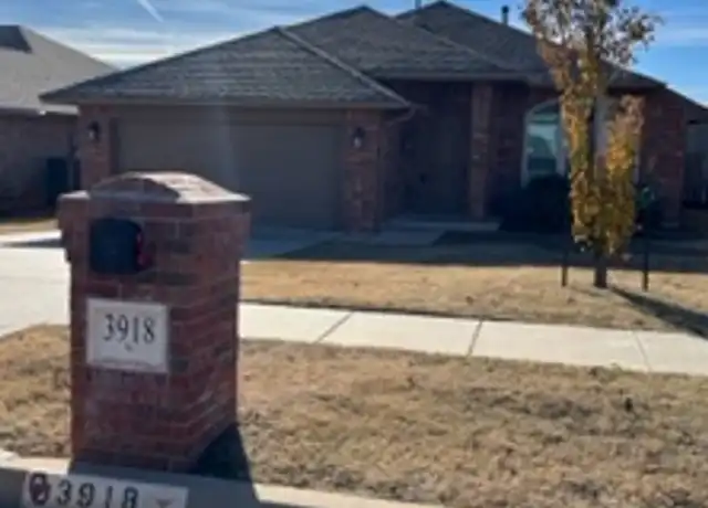 Property at 3918 Wiltshire Dr, Norman, OK, 73026, 4 beds, 2 baths, [object Object]