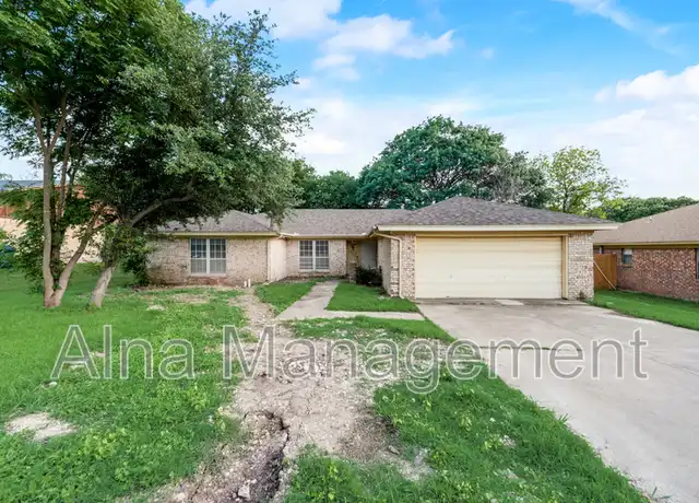 Property at 9941 Dickens Dr, Benbrook, TX, 76126, 3 beds, 2 baths, [object Object]
