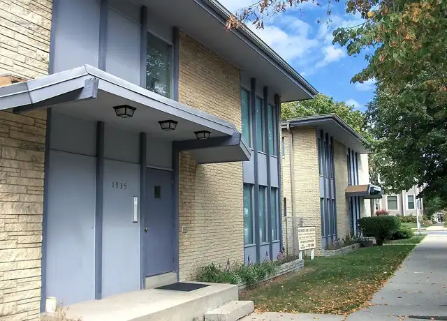 Property at 1945 N Oakland Ave, Milwaukee, WI, 53202, 0-1 beds, 1 bath, [object Object]