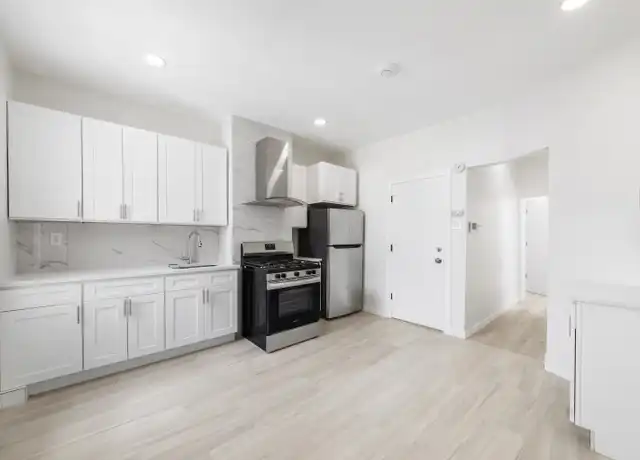 Property at 600 67th St Unit 2, West New York, NJ, 07093, 4 beds, 1 bath, [object Object]