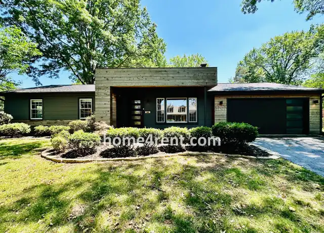 Property at 3707 W 83rd Ter, Prairie Village, KS, 66206, 4 beds, 3 baths, [object Object]