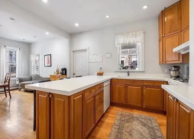 Property at 866 E 5th St #1, South Boston, MA, 02127, 4 beds, 1 bath, [object Object]