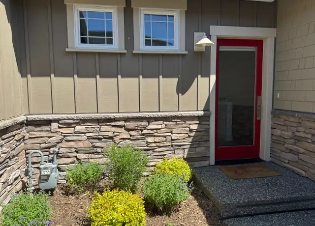 Property at 2015 H Ave, Anacortes, WA, 98221, 3 beds, 2.5 baths, [object Object]