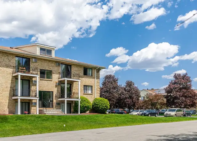 Photo of 678 Princeton Blvd, Lowell, MA 01851