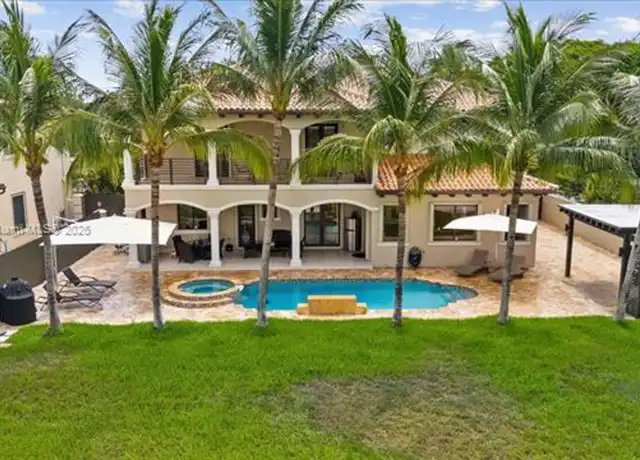 Property at 15900 NW 83rd Pl, Miami Lakes, FL, 33016, 5 beds, 3 baths, [object Object]
