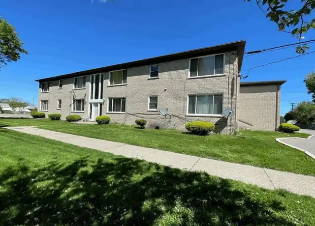 Property at 16460 E 9 Mile Rd Unit 202, Eastpointe, MI, 48021, 1 bed, 1 bath, [object Object]