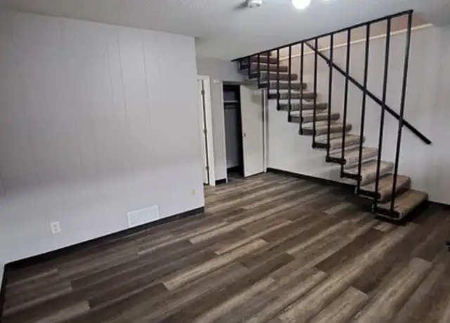 Property at 4322 3rd St NE Unit 3, Minneapolis, MN, 55421, 2 beds, 2 baths, [object Object]