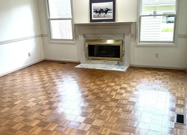 Property at 1136 Turkey Foot Rd Unit B, Lexington, KY, 40502, 2 beds, 2.5 baths, [object Object]