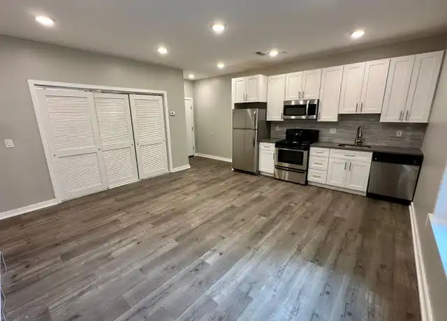 Property at 1636 W Flora St Unit 2C, Philadelphia, PA, 19130, 1 bed, 1 bath, [object Object]