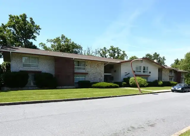 Property at 1021 S Progress Ave Unit P12, Harrisburg, PA, 17111, 1 bed, 1 bath, [object Object]