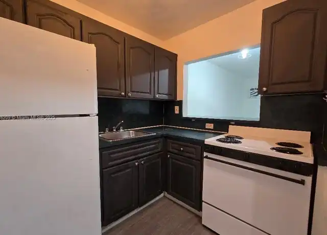 Property at 1441 Lincoln Rd #210, Miami Beach, FL, 33139, 0 beds, 1 bath, [object Object]