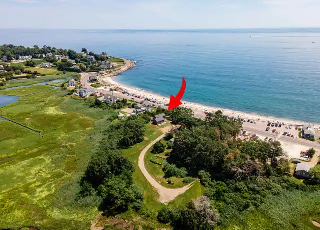 Property at 20 Ocean Blvd, Hampton, NH, 03842, 3 beds, 2 baths, [object Object]