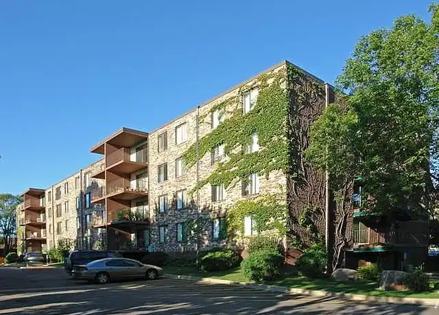 Property at Rosewood West - 460 5th Ave N, Hopkins, MN, 55343, 1 bed, 1 bath, [object Object]