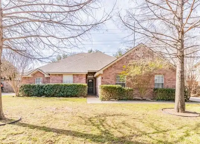 Property at 6 Crooked Creek Ct, Roanoke, TX, 76262, 4 beds, 2 baths, [object Object]
