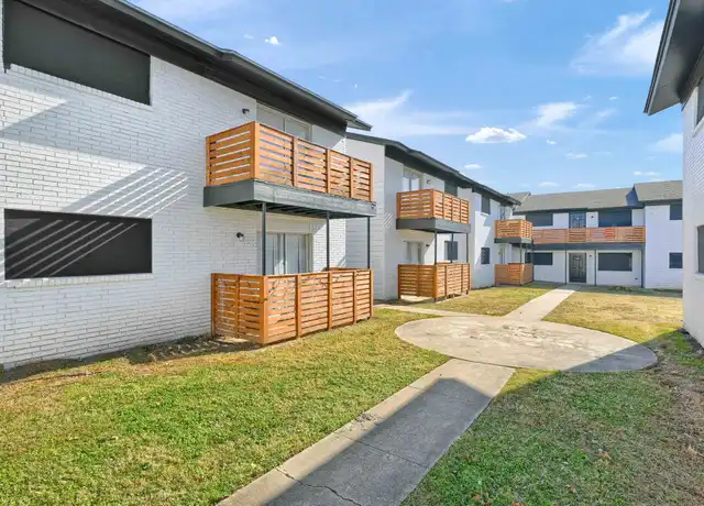 Property at The Crawford at Denison - 2824 W Crawford St, Denison, TX, 75020, 1-2 bed, 1 bath, [object Object]