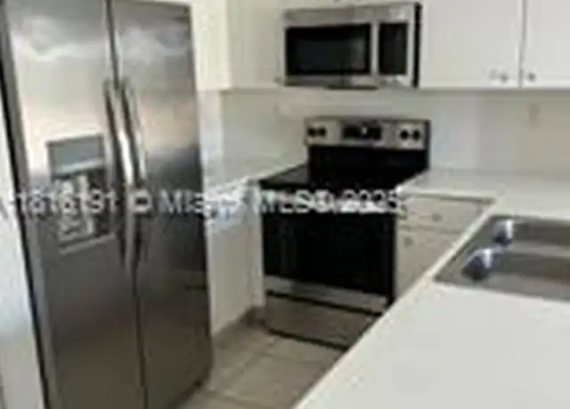 Property at 5737 NW 114th Path, Doral, FL, 33178, 3 beds, 2.5 baths, [object Object]