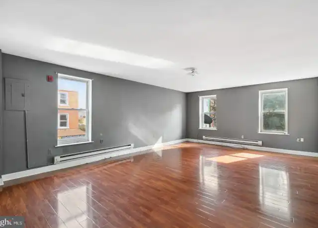 Property at 301 W York St, Philadelphia, PA, 19133, 2 beds, 1 bath, [object Object]