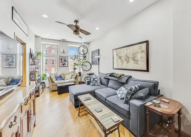 Property at 816 N Hermitage Ave Unit 2, Chicago, IL, 60622, 2 beds, 1 bath, [object Object]