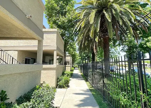Photo of 16296 Merrill Ave, Fontana, CA 92335