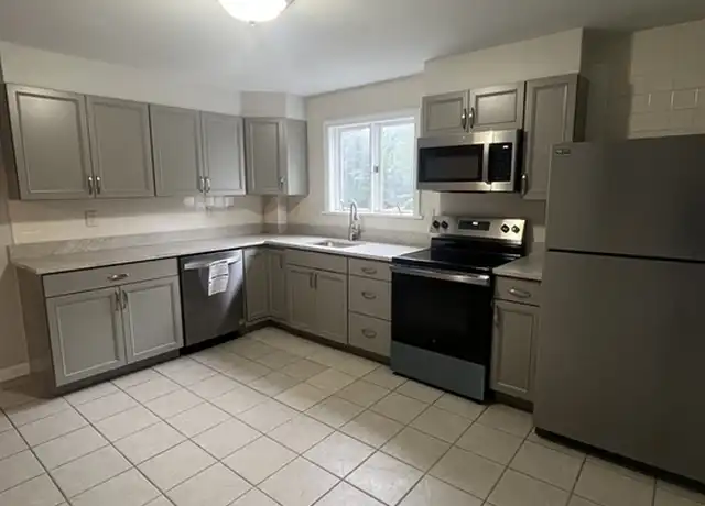 Property at 57 Wright St Unit 1, Stoneham, MA, 02180, 2 beds, 1 bath, [object Object]