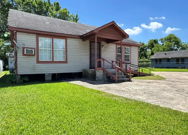 Property at 6300 Sandra St, Houston, TX, 77028, 2 beds, 1 bath, [object Object]