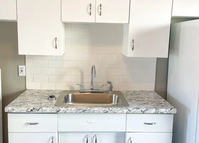 Property at 1618 S Volutsia Ave, Wichita, KS, 67211, 2 beds, 1 bath, [object Object]