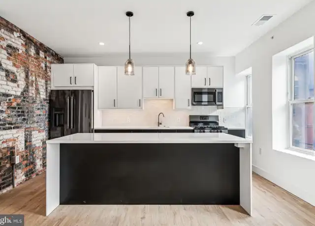 Property at 1254 S 18th St Unit 4, Philadelphia, PA, 19146, 2 beds, 2 baths, [object Object]