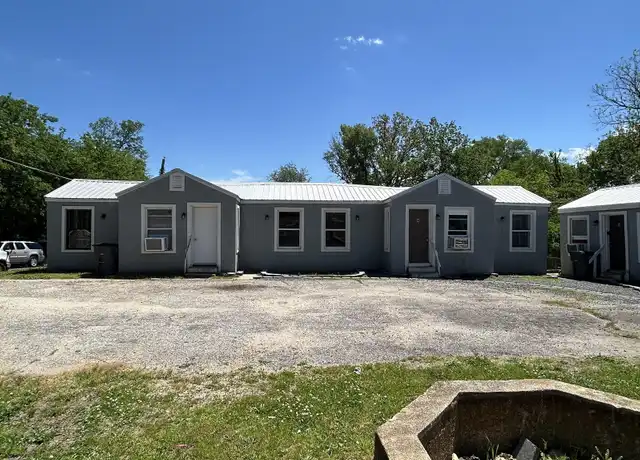 Property at 3 3rd St Unit 3, Hot Springs, AR, 71913, 2 beds, 1.5 baths, [object Object]