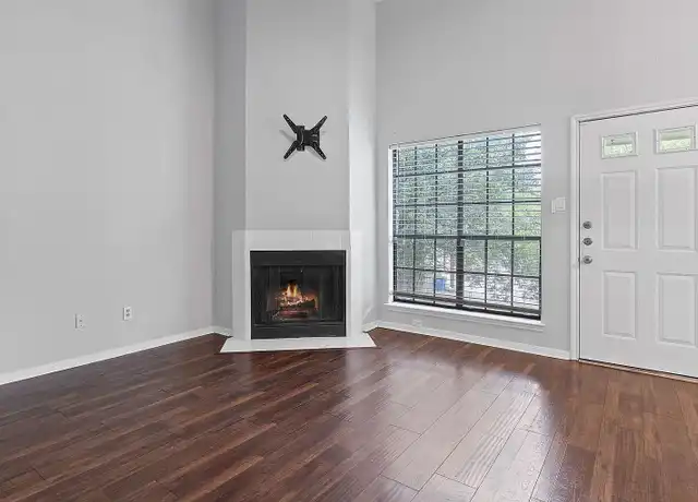 Property at 3207 Grooms St, Austin, TX, 78705, 0 beds, 1 bath, [object Object]