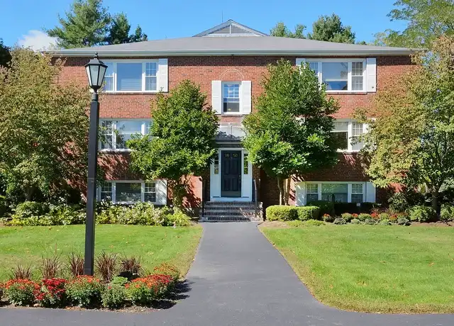 Property at 7 Captain Parker Arms, Lexington, MA, 02421, 1-3 bed, 1-2 bath, [object Object]