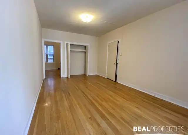 Property at 4233 N Paulina St Unit 3E, Chicago, IL, 60613, 1 bed, 1 bath, [object Object]