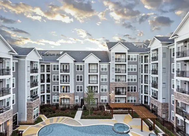 Photo of 2300 Vantage Dr, Woodbridge, VA 22191