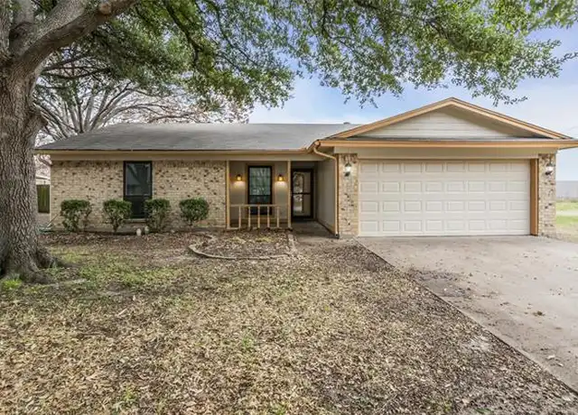 Property at 1828 Mulberry Dr, Benbrook, TX, 76126, 4 beds, 2 baths, [object Object]