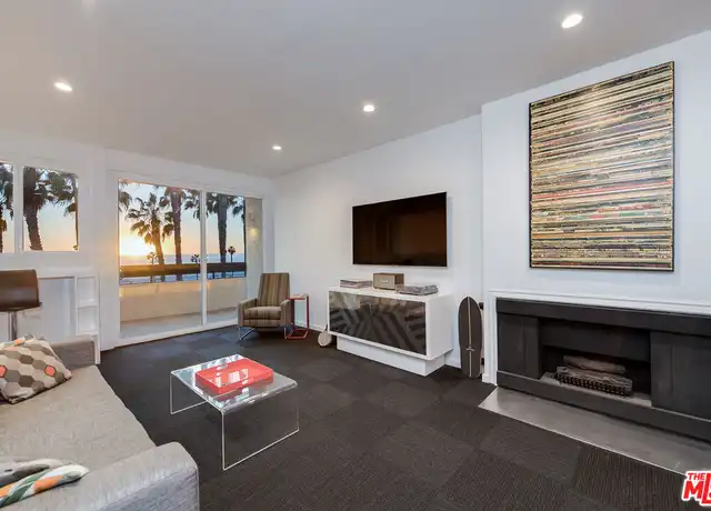 Property at 2221 Ocean Ave #205, Santa Monica, CA, 90405, 1 bed, 1 bath, [object Object]