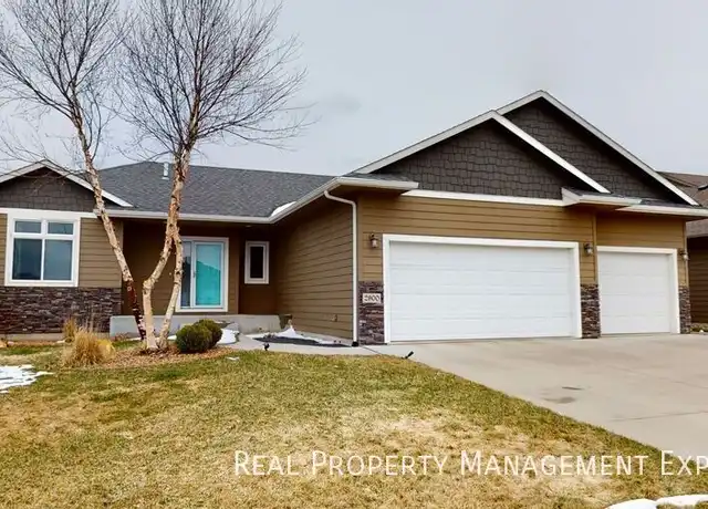 Property at 2900 S Statice Ave, Sioux Falls, SD, 57106, 4 beds, 3 baths, [object Object]