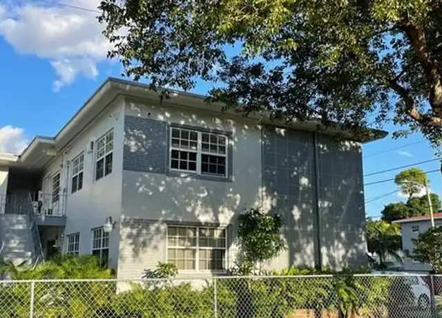 Property at 555 SW 16th Ave, Miami, FL, 33135, 2 beds, 1 bath, [object Object]