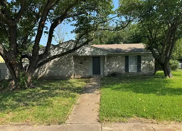 Property at 9625 Limestone Dr, Dallas, TX, 75217, 3 beds, 2 baths, [object Object]