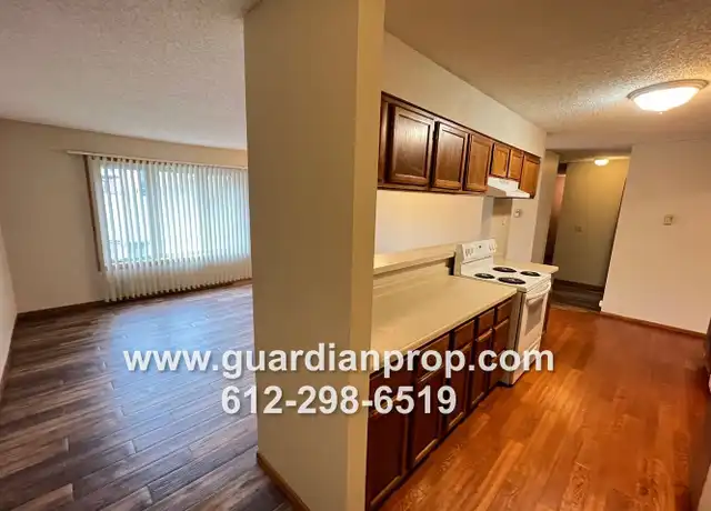 Property at 425 Dayton Ave #5, Saint Paul, MN, 55102, 2 beds, 1 bath, [object Object]