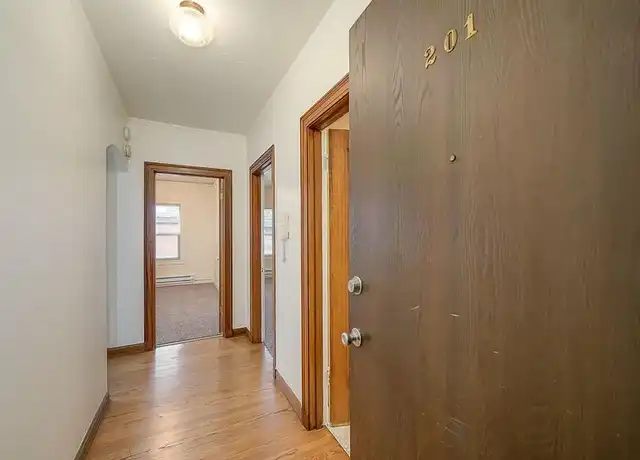 Property at Mulholland - 507 Harvard Ave E, Seattle, WA, 98102, 0-1 beds, 1 bath, [object Object]