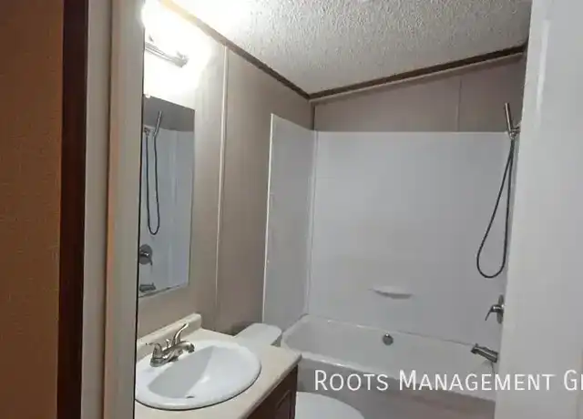 Property at 48 Nashua Dr Unit 48, Wichita Falls, TX, 76306, 3 beds, 2 baths, [object Object]