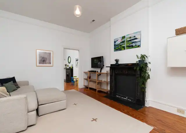 Property at 1005 W Franklin St Unit 5, Richmond, VA, 23220, 2 beds, 1.5 baths, [object Object]