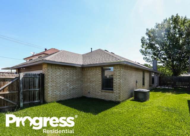 Photo of 1329 Planters Rd, Mesquite, TX 75149