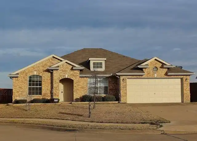 Property at 6333 Pool View Dr, Dallas, TX, 75249, 3 beds, 2 baths, [object Object]