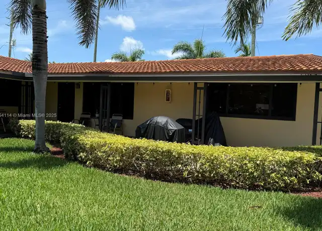 Property at 811 NE 10th St Unit 5, Hallandale Beach, FL, 33009, 2 beds, 2 baths, [object Object]