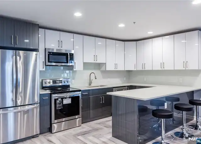 Property at 411 Brinkerhoff Ave Unit 412, Palisades Park, NJ, 07650, 2 beds, 2 baths, [object Object]