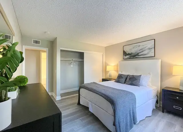 Photo of 2225 Pumalo St, San Bernardino, CA 92404