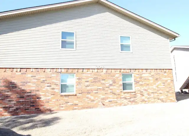 Property at 304 Chalmette Dr Unit B, Norman, OK, 73071, 2 beds, 1 bath, [object Object]